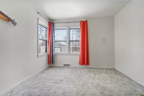 Bedroom - 819 Maple Ave, Minonk, IL 61760 photo 2 of 4