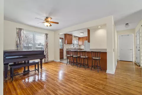 Living - 819 Maple Ave, Minonk, IL 61760 photo 5 of 5