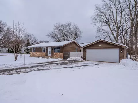 1807 Parklane Ave, Mchenry, IL 60050