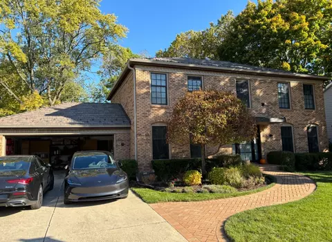 606 Paddock Ln, Libertyville, IL 60048