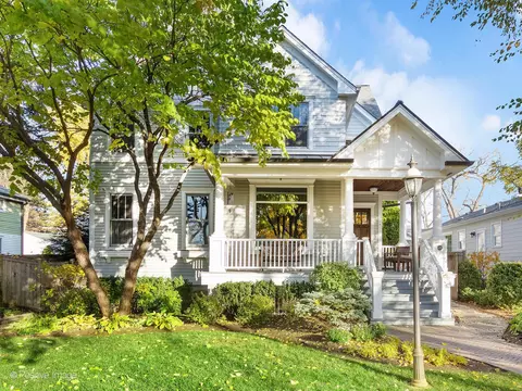 639 S Thurlow St, Hinsdale, IL 60521