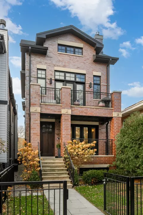 4636 N Paulina St #1, Chicago, IL 60640