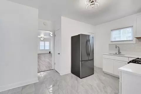 Entry Way - 1011 W 103rd Pl, Chicago, IL 60643 photo 1 of 1