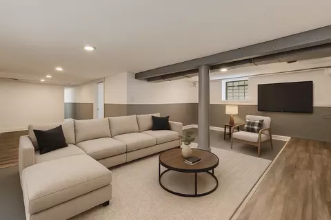 Living - 1011 W 103rd Pl, Chicago, IL 60643 photo 3 of 3