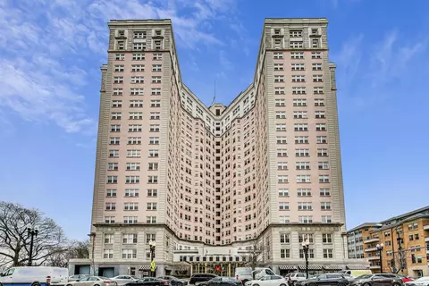 Undisclosed, Chicago, IL 60640