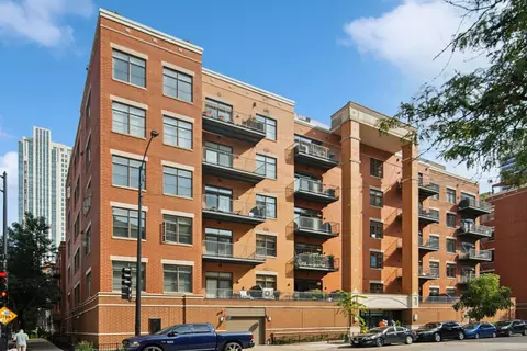 560 W Fulton St #503, Chicago, IL 60661