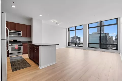 Living - 65 E Monroe St #4216, Chicago, IL 60603 photo 1 of 6