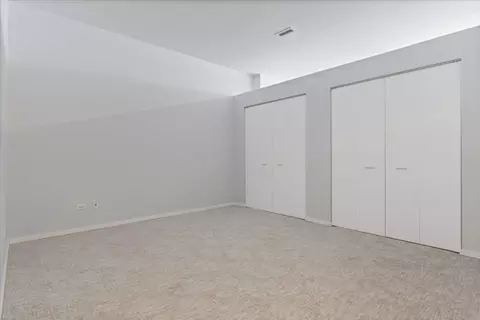 Bedroom - 65 E Monroe St #4216, Chicago, IL 60603 photo 1 of 2