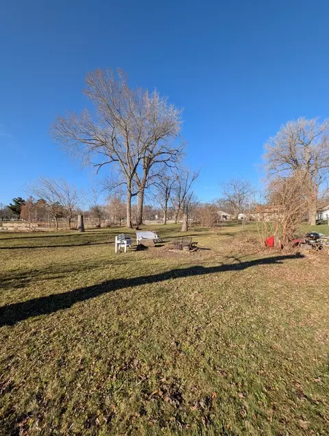 Exterior - 1824 Cobb Blvd, Kankakee, IL 60901 photo 6 of 7