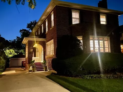 Undisclosed, Chicago, IL 60643 photo 2