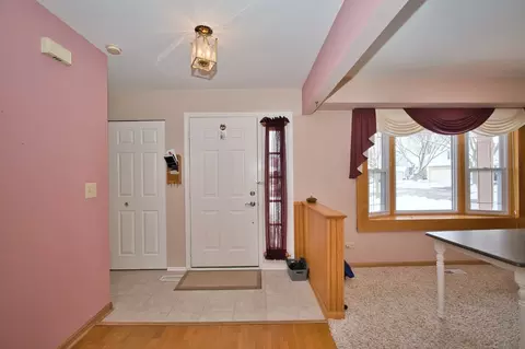 493 Harvard Ln, Bartlett, IL 60103 photo 3