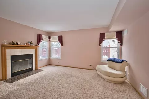 493 Harvard Ln, Bartlett, IL 60103 photo 8