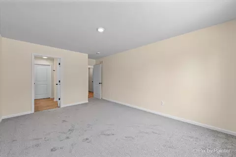 715 Apple Valley Rd, Harvard, IL 60033 photo 16