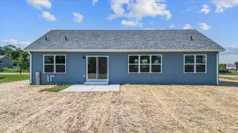 715 Apple Valley Rd, Harvard, IL 60033 photo 29