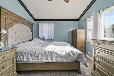 Bedroom - 2126 David Dr, Des Plaines, IL 60018 photo 2 of 3