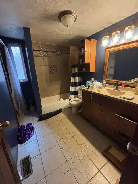 423 E 144th St, Dolton, IL 60419 photo 6