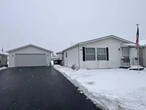 22550 S Woodside Dr, Channahon, IL 60410