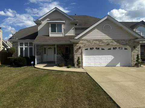 9003 Milford Ct, Hickory Hills, IL 60457