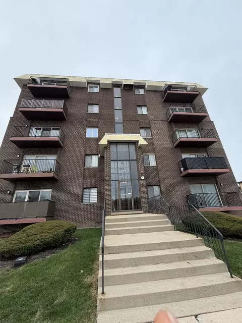 10424 Central Ave #3NE, Oak Lawn, IL 60453