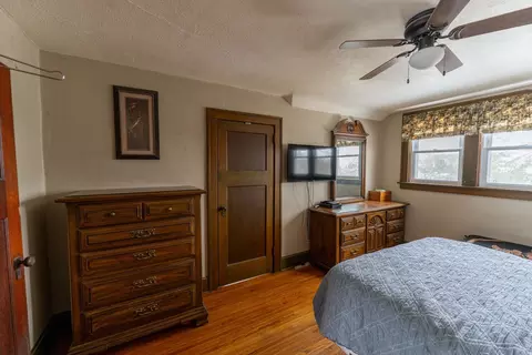 Bedroom - 7965 N Adeline Rd, Leaf River, IL 61047 photo 5 of 5