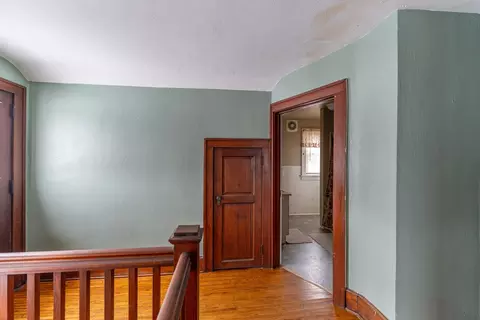 Entry Way - 7965 N Adeline Rd, Leaf River, IL 61047 photo 5 of 7