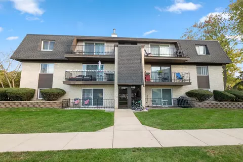 11109 S 84th Ave #1B, Palos Hills, IL 60465