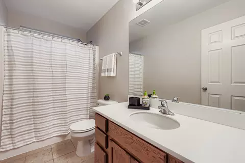 2224 Amelia Ln, Hoffman Estates, IL 60192 photo 21
