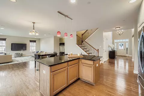 2224 Amelia Ln, Hoffman Estates, IL 60192 photo 10
