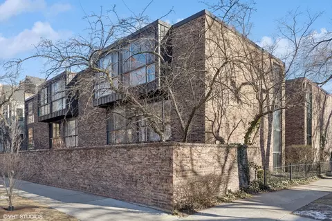 2701 N Racine Ave #A, Chicago, IL 60614