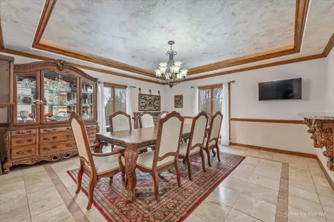 Dining - 10018 Haegers Bend Rd, Algonquin, IL 60102 photo 1 of 5