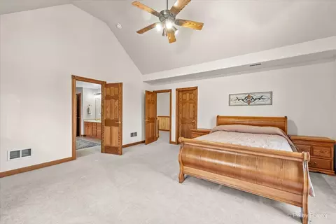 Bedroom - 10018 Haegers Bend Rd, Algonquin, IL 60102 photo 3 of 9