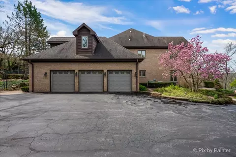 Exterior - 10018 Haegers Bend Rd, Algonquin, IL 60102 photo 14 of 14