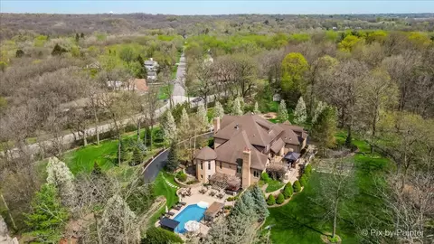 View/Area - 10018 Haegers Bend Rd, Algonquin, IL 60102 photo 4 of 7