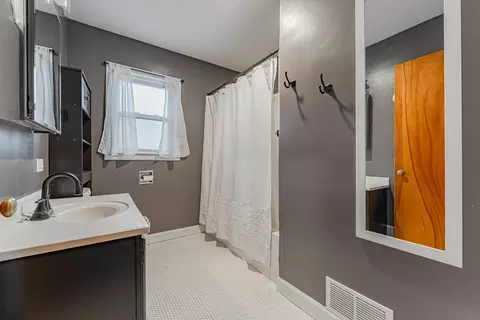 Bath - 205 E Park St, Danvers, IL 61732 photo 1 of 3