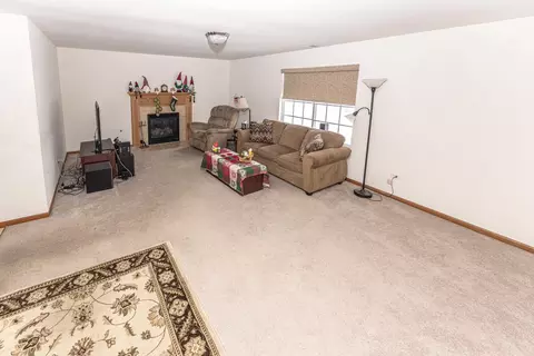Living - 1102 Nikki Ct, Joliet, IL 60431 photo 1 of 2
