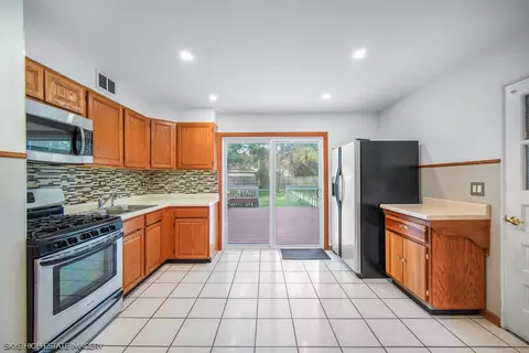 Kitchen - 9018 Roach Ave, Brookfield, IL 60513 photo 1 of 2