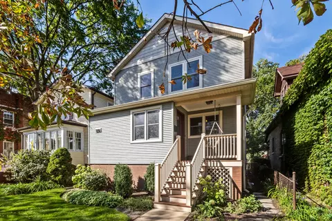1216 Darrow Ave, Evanston, IL 60202