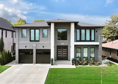 6644 N Knox Ave, Lincolnwood, IL 60712