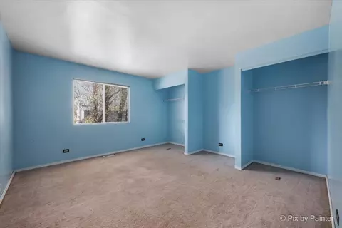 653 Hampton Cir, Elgin, IL 60120 photo 25
