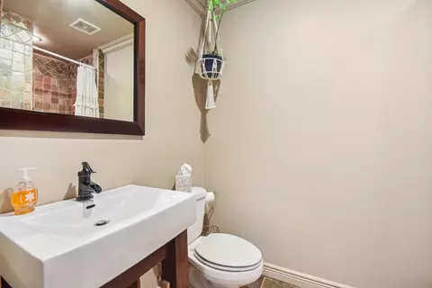 Bath - 609 E Chapin St, Morris, IL 60450 photo 1 of 4