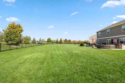 Exterior - 1981 Stapleton Rd, New Lenox, IL 60451 photo 8 of 10