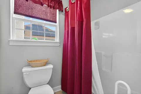 Bath - 12820 Tipperary Ln, Plainfield, IL 60585 photo 3 of 7