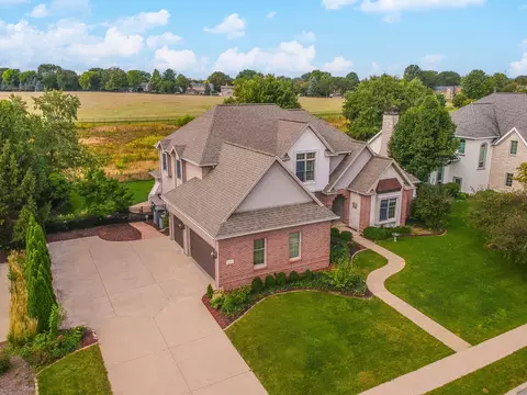 View/Area - 6 Stonebrook Ct, Bloomington, IL 61704 photo 2 of 5