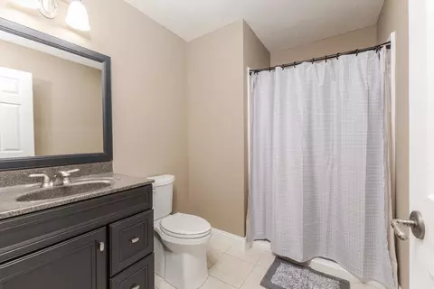 Bath - 6 Stonebrook Ct, Bloomington, IL 61704 photo 6 of 6