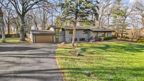 5609 N Il Route 47 Hwy, Woodstock, IL 60098