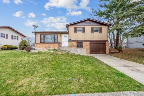 18951 Chestnut Ave, Country Club Hills, IL 60478