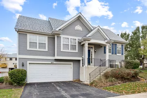 1641 Sandcastle Ln, Pingree Grove, IL 60140