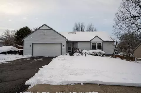 3793 Harwood Ln, Rockford, IL 61114