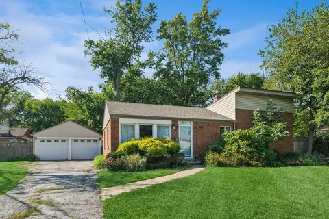 18110 Center Ave, Homewood, IL 60430