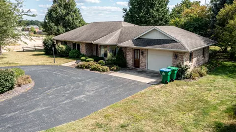 154 E Us 34 Hwy, Mendota, IL 61342